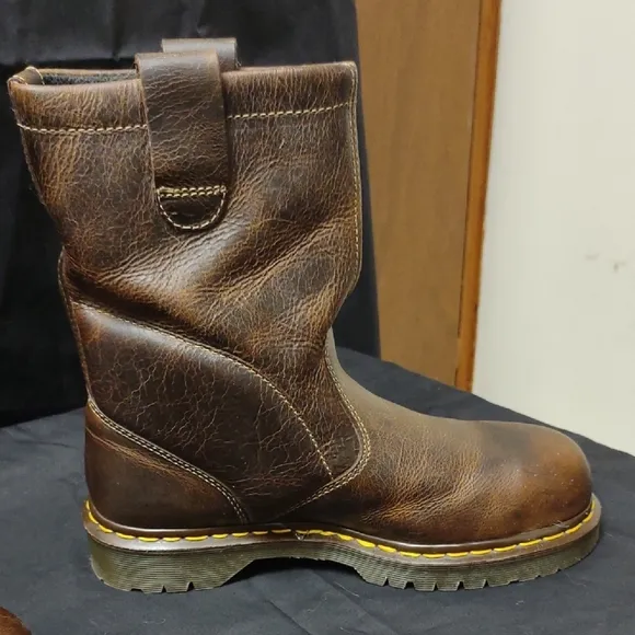 Dr. Martens Men's Icon 2295 Steel Toe Heavy Industrial Boots, Tan Greenland