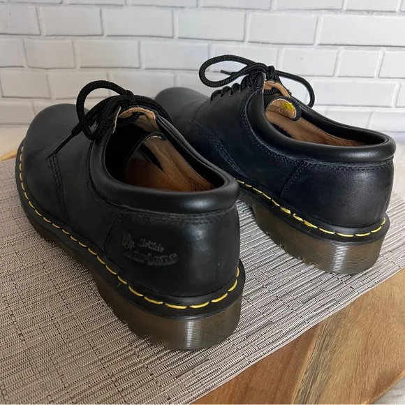 Dr. Martens Oxfords 8053 Quad Leather Platform Shoes SIze 11US M