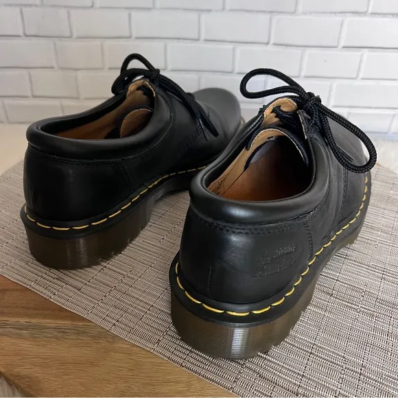 Dr. Martens Oxfords 8053 Quad Leather Platform Shoes SIze 11US M
