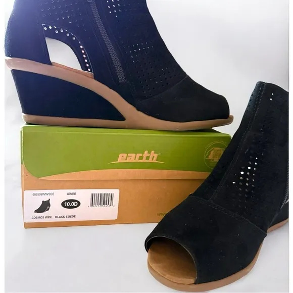 Earth Women’s Cosmos Black Suede Open Toe Zip Bootie Sandals - Size 10W