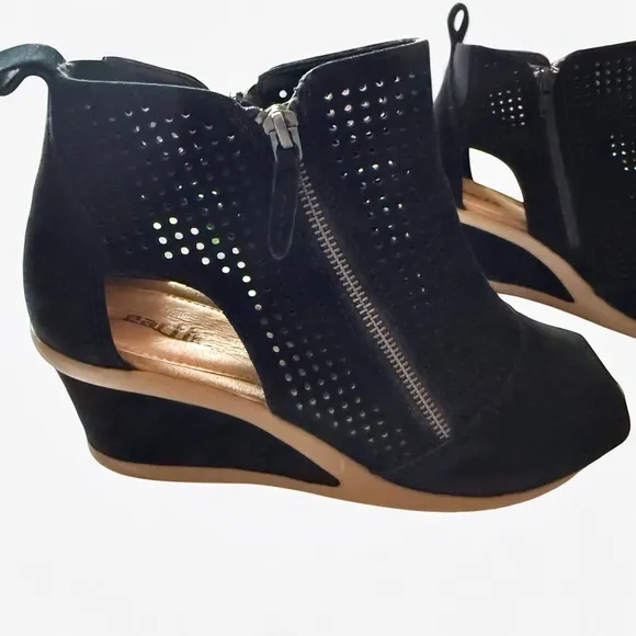 Earth Women’s Cosmos Black Suede Open Toe Zip Bootie Sandals - Size 10W