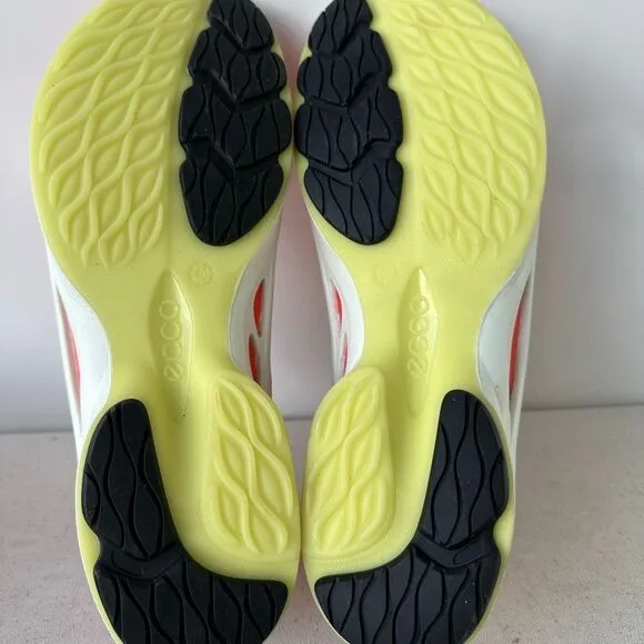 ECCO Biom Fjuel Racer Womens Size 40(US 9) Coral Blush Sneakers Shoes