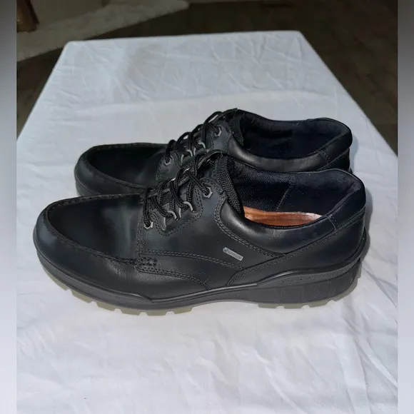 ECCO Men's Black Leather Shoes