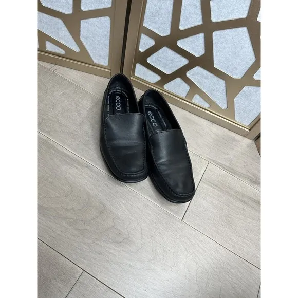 Ecco Shoe Mens 44 EU 10 10.5 Black Leather Driving Loafer Moc Toe Slip On Shoes