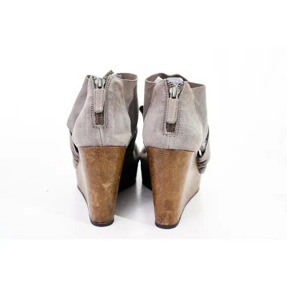 Eileen Fisher Draw Wedge Sandals Shoes Suede Women's Sz 8.5