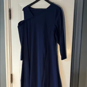 Elegant Navy Blue Asymmetrical Dress