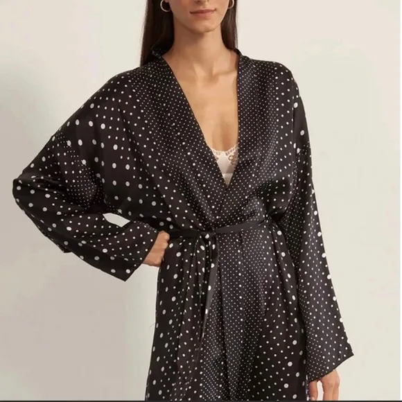 Else 100% silk black and white polka dot kimono style robe, size L/XL