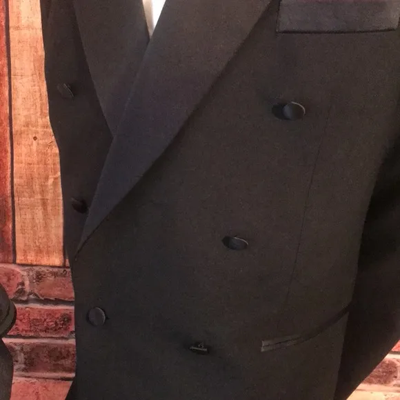 Emiuo Bruzzi Double Breasted Tux Coat