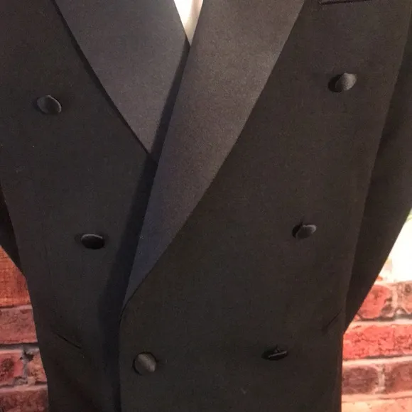 Emiuo Bruzzi Double Breasted Tux Coat
