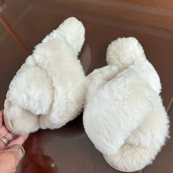 EMU Australian Sheepskin Slippers NEW
