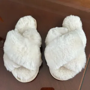 EMU Australian Sheepskin Slippers NEW