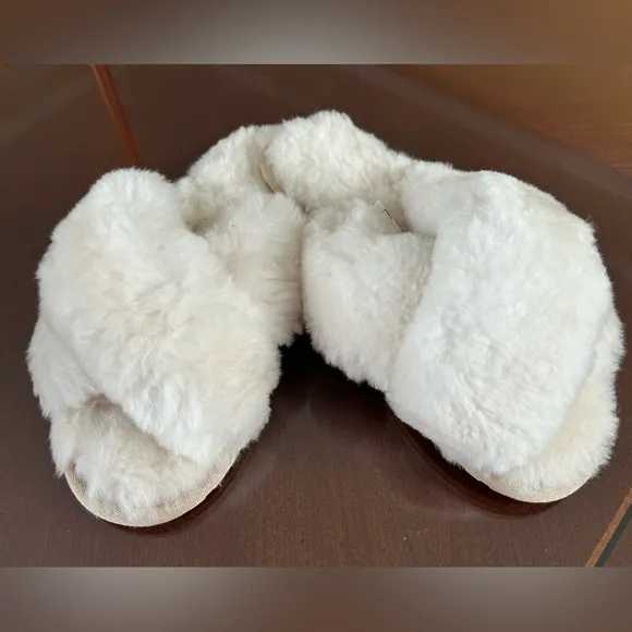 EMU Australian Sheepskin Slippers NEW
