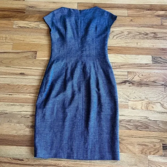 ESCADA Wool Modern Sheath Dress 36