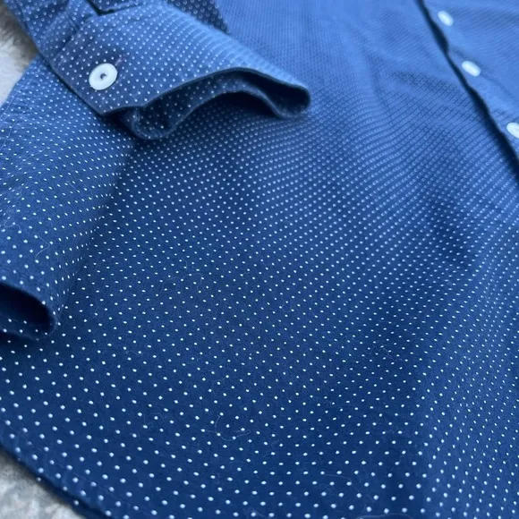 Express Men’s “Modern Fit” Dress Shirt - NWOT