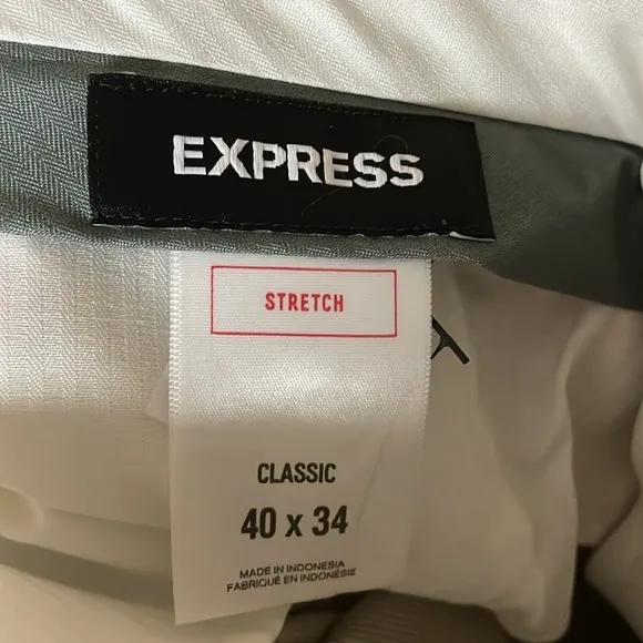 Express size 40x34 light tan color classic stretch dress pants