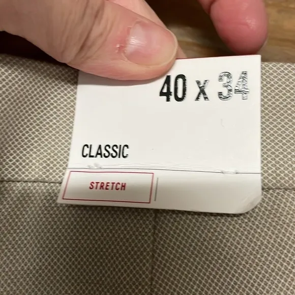 Express size 40x34 light tan color classic stretch dress pants