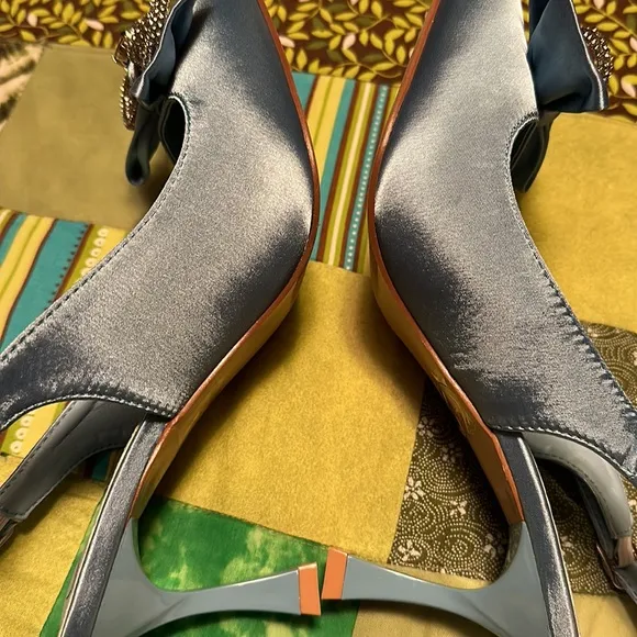 EY especially yours Blue Boutique Jeweled Bow Slingback SZ9