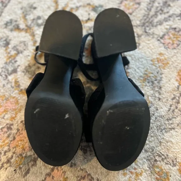 Falura Black Velvet Knotted Platform High Heel Sandals