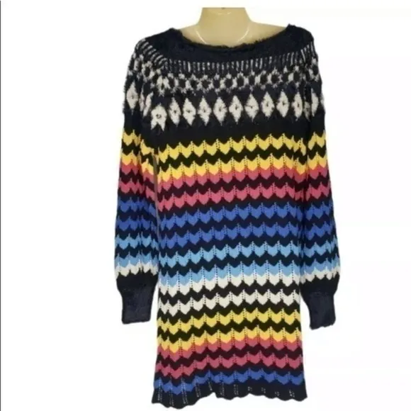 Farm Rio Modern Chevron Knit Sweater Dress Size Medium NWT