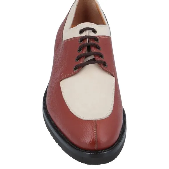 Ferragamo’s creations woman’s Two-Tone Leather Oxford Shoes