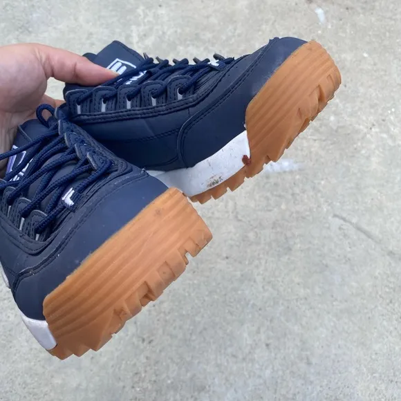 Fila Disruptor II Sneaker, Navy/White Mens Size 6 1/2