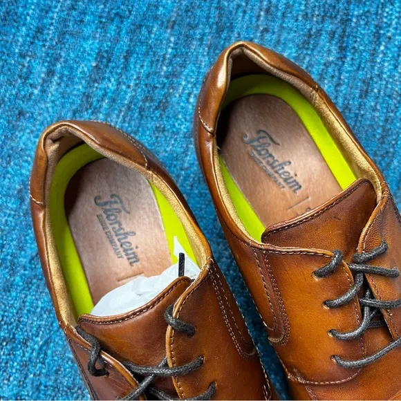 Florsheim Midtown Bike Toe Oxford Dress Shoes in Cognac Smooth Leather