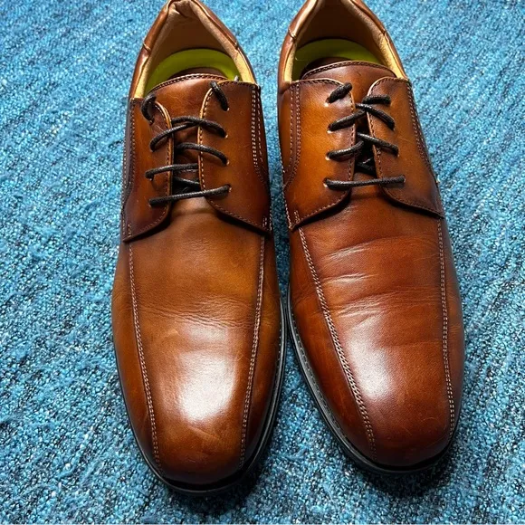 Florsheim Midtown Bike Toe Oxford Dress Shoes in Cognac Smooth Leather