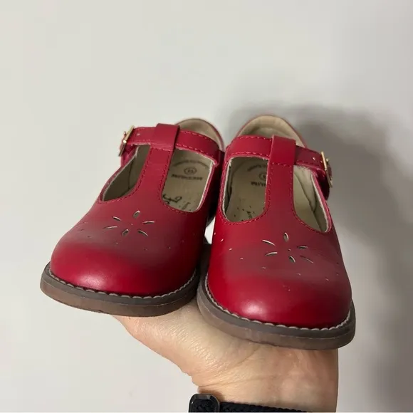 Footmates Sherry Mary Jane Shoes Red Leather Strap EXCELLENT CONDITION Size 11