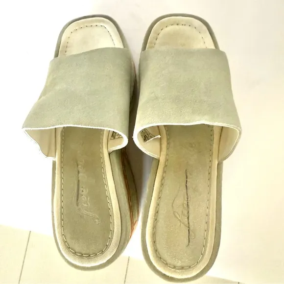 Free People Embroidered Tomorrow Wedge Sandals in Sage Size 7 (38) NIB