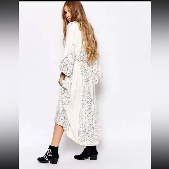 Free People Modern Kimono Boho Lace up, Maxi, Dress size M, MSRP: $240