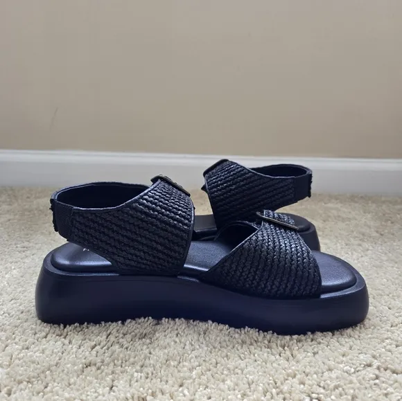 Free People NWOT Mandi Weave Sandals Womens 8.5 Black