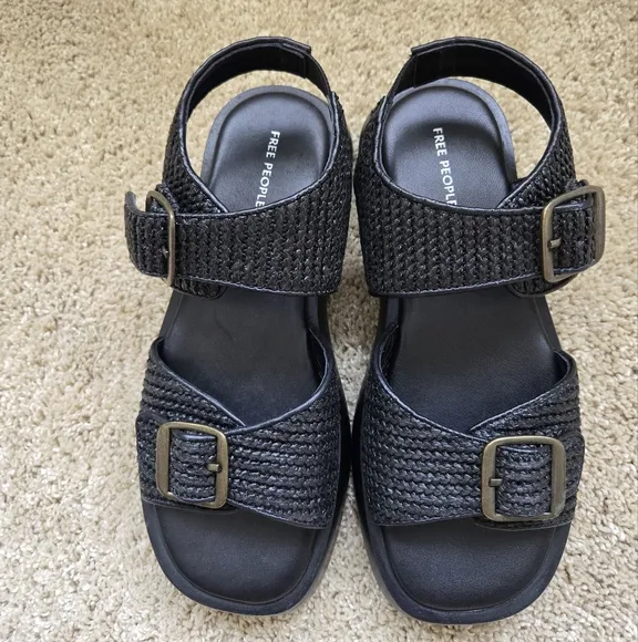 Free People NWOT Mandi Weave Sandals Womens 8.5 Black