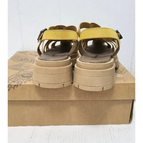 Free People  Women's Delaney Fisherman Platform Sandals in Yellow Size 1…