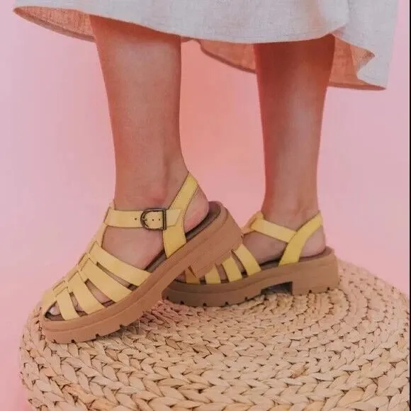 Free People  Women's Delaney Fisherman Platform Sandals in Yellow Size 1…