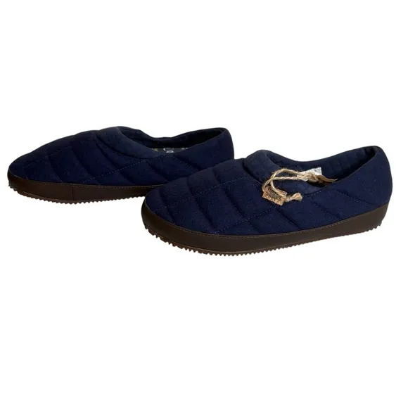 Freewaters Mens sz 10 Navy Norman Quilted Comfy Scuff Slippers New no box