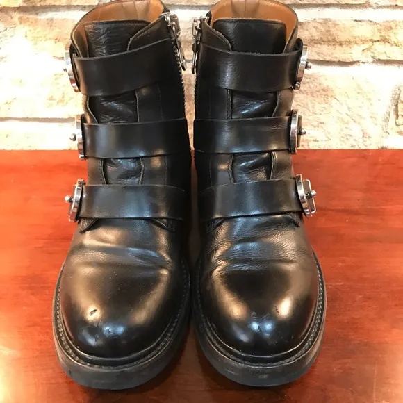 Frye Alice Italian Leather boots booties womens fit like 7.5-8. But marked 8.5