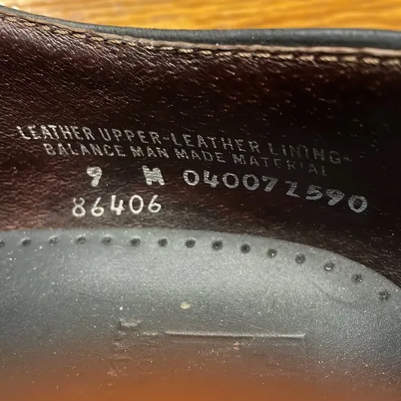 Frye and Company brand men’s suede leather Oxford shoes. Lace up style. …