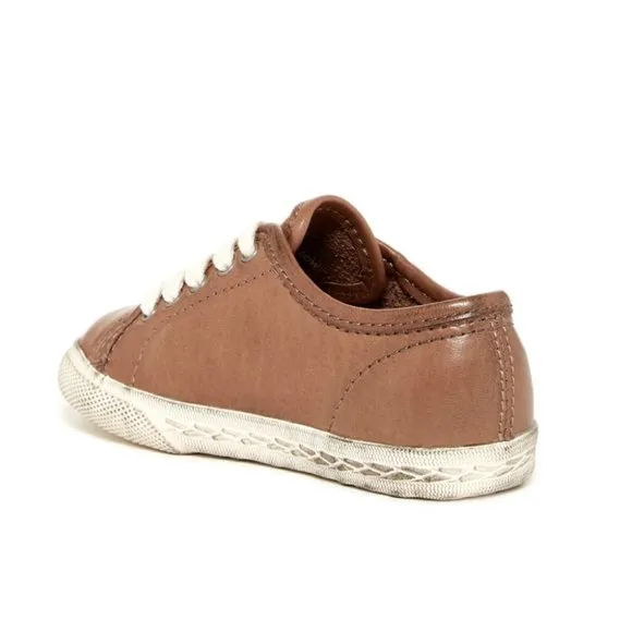 Frye Chambers Low Sneaker in Taupe