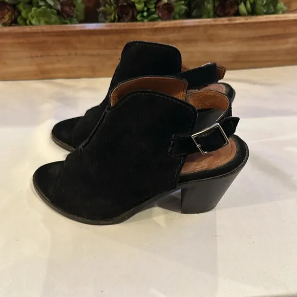 FRYE Courtney Sling Back Peep Toe Shootie Bootie boot heeled heels shoes 7.5 EUC