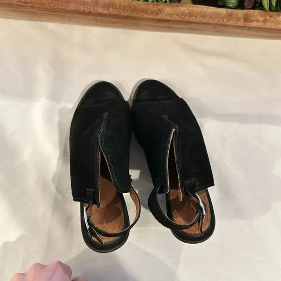 FRYE Courtney Sling Back Peep Toe Shootie Bootie boot heeled heels shoes 7.5 EUC