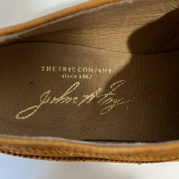 Frye Men’s Tan Leather Oxford Wingtip Shoes Sz 8 Dress Classic Perforated Laces