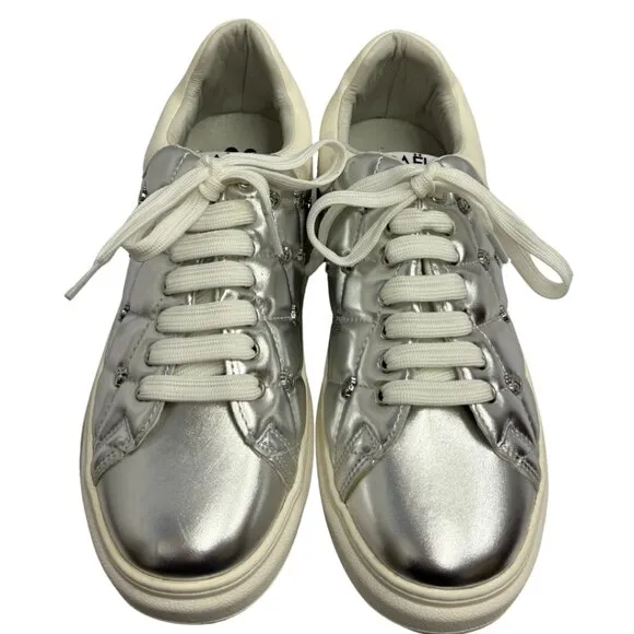 GAëLLE Silver Metallic Sneakers