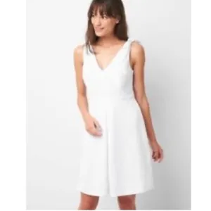 [Gap] Classic White Linen Dress