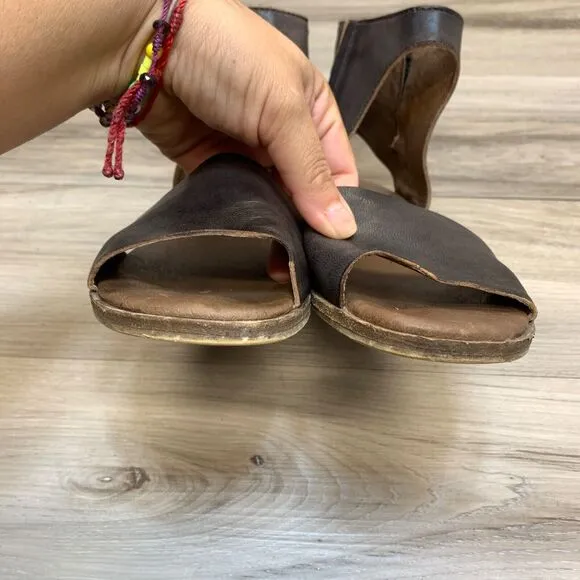 Gee WaWa Sandals Brown Gladiator Women’s Shoes Size 6M US