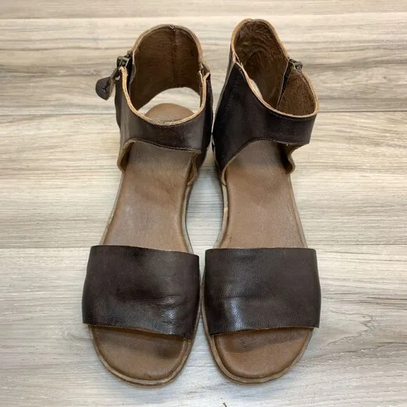 Gee WaWa Sandals Brown Gladiator Women’s Shoes Size 6M US