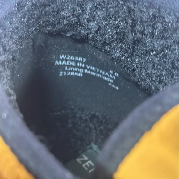 Generation Z Faux Fur Camping mens Slippers size 8 B