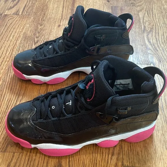 Girl’s Jordan Brand Black/Pink 6 Rings Sneakers/Shoes. Size 5.5Y.