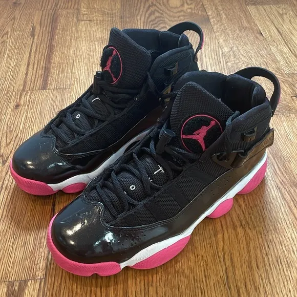 Girl’s Jordan Brand Black/Pink 6 Rings Sneakers/Shoes. Size 5.5Y.