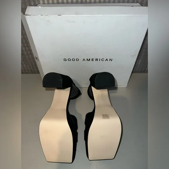 🖤Good American Platform Heel Sandals