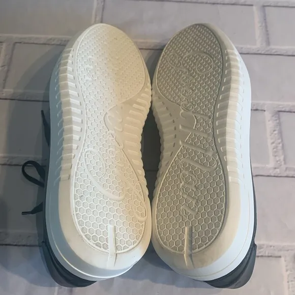 Good Man Brand sneakers